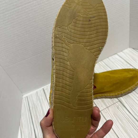 Ubuntu Women’s~Lamu mustard yellow Mules~size 10 - Picture 6 of 9